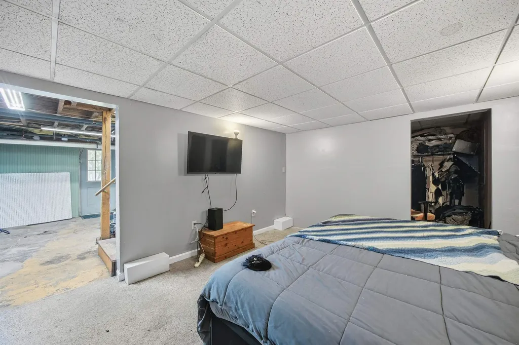 1327 Creamery Road Ryegate VT 05069