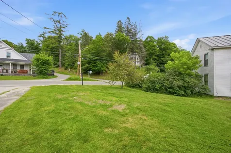 1327 Creamery Road Ryegate VT 05069