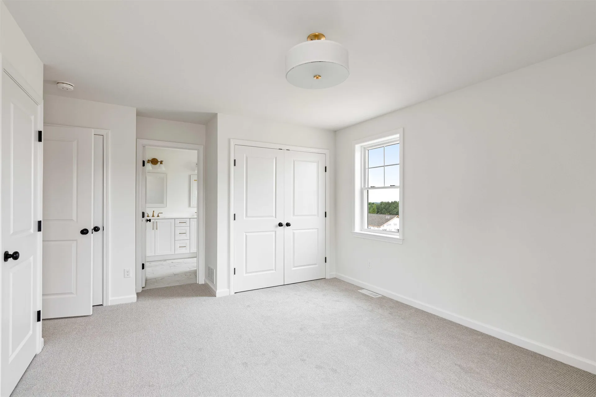 8 Barnabas Court Colchester VT 05446