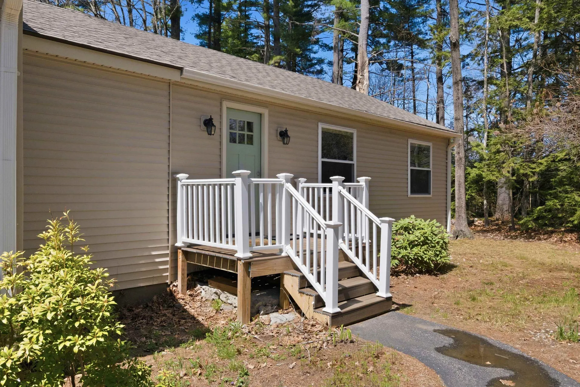 1090 Main Street Laconia NH 03246