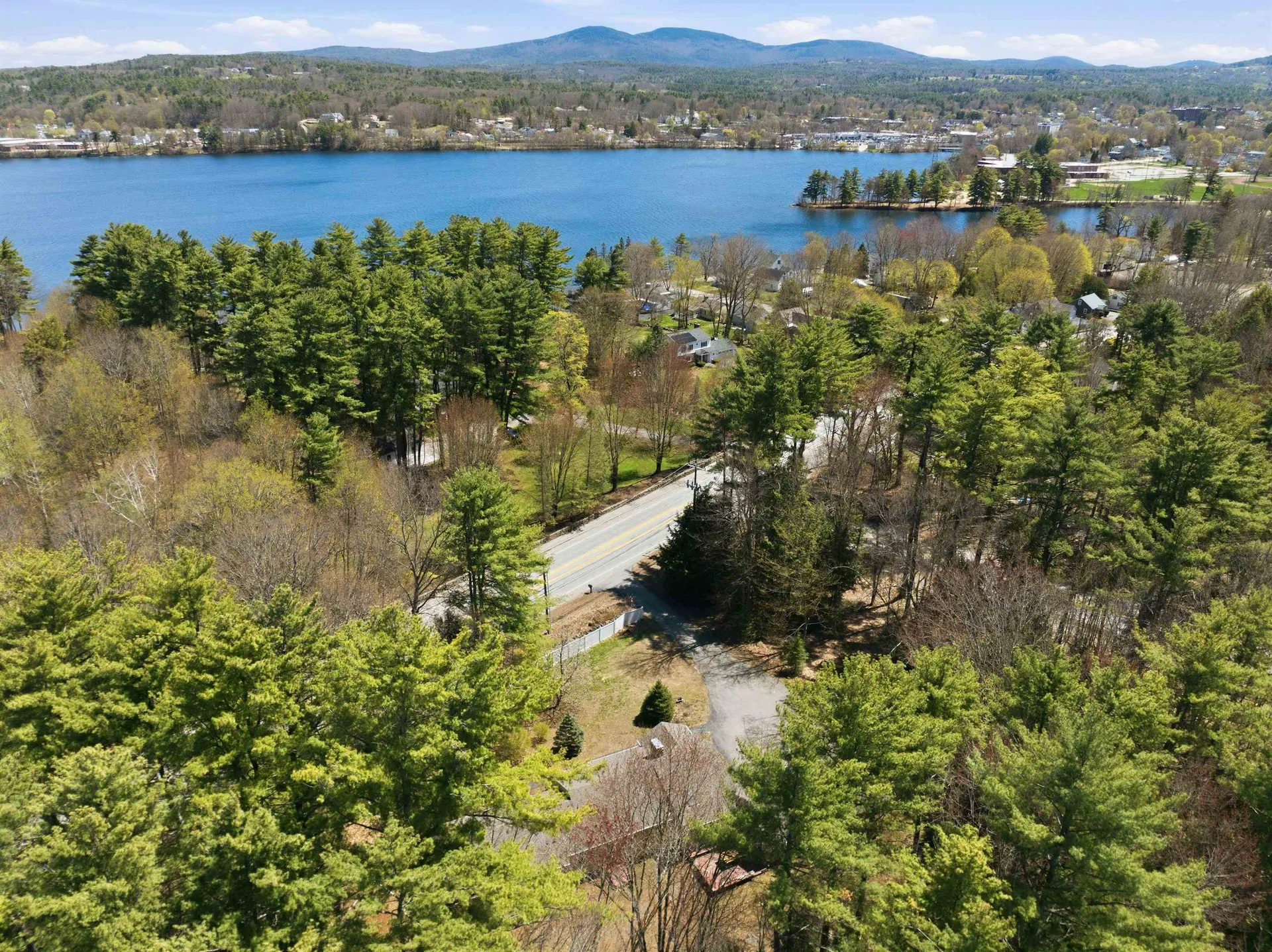 1090 Main Street Laconia NH 03246