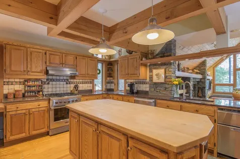 12 Archibald Lane Ludlow VT 05149