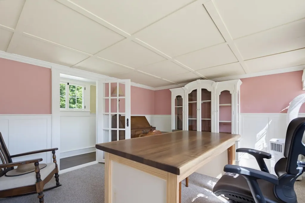 41 W Lull Place New Boston NH 03070