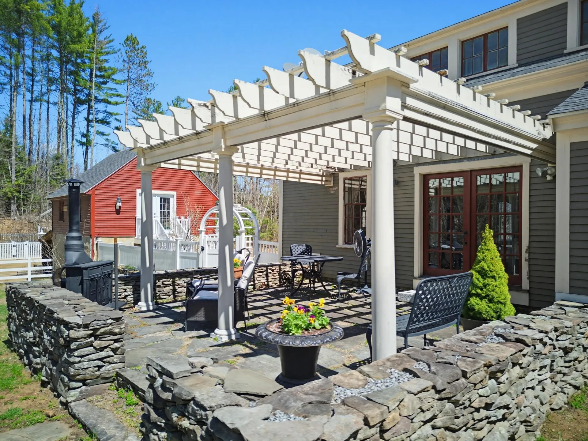 41 W Lull Place New Boston NH 03070