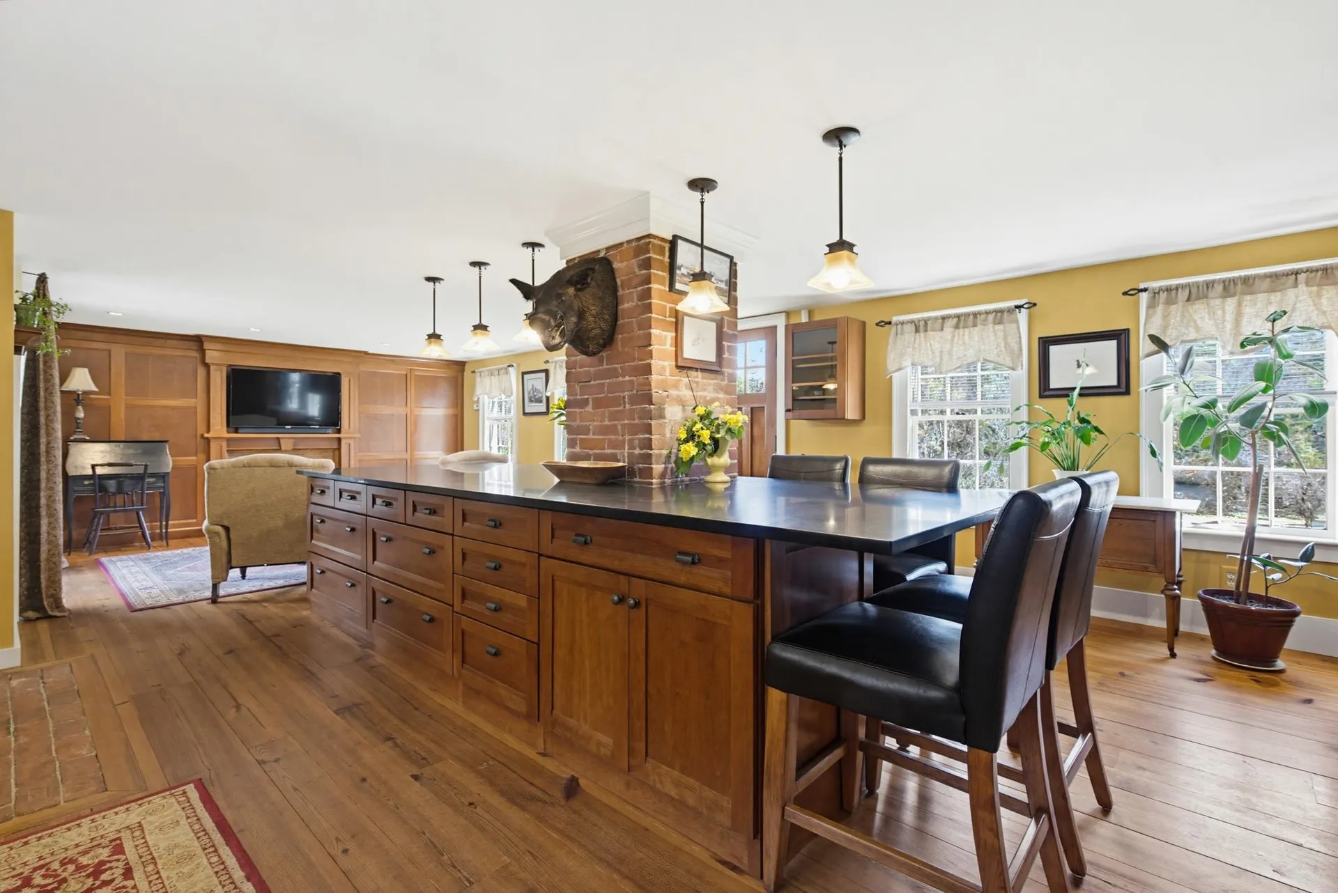 41 W Lull Place New Boston NH 03070