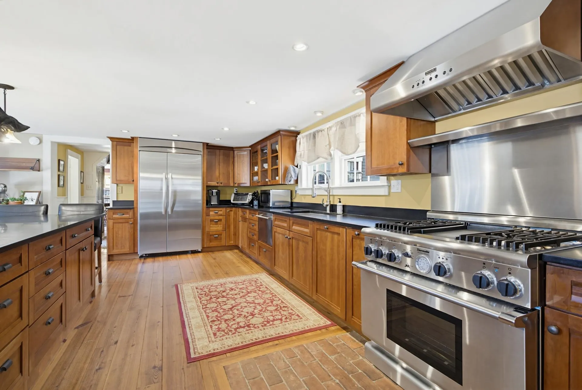 41 W Lull Place New Boston NH 03070