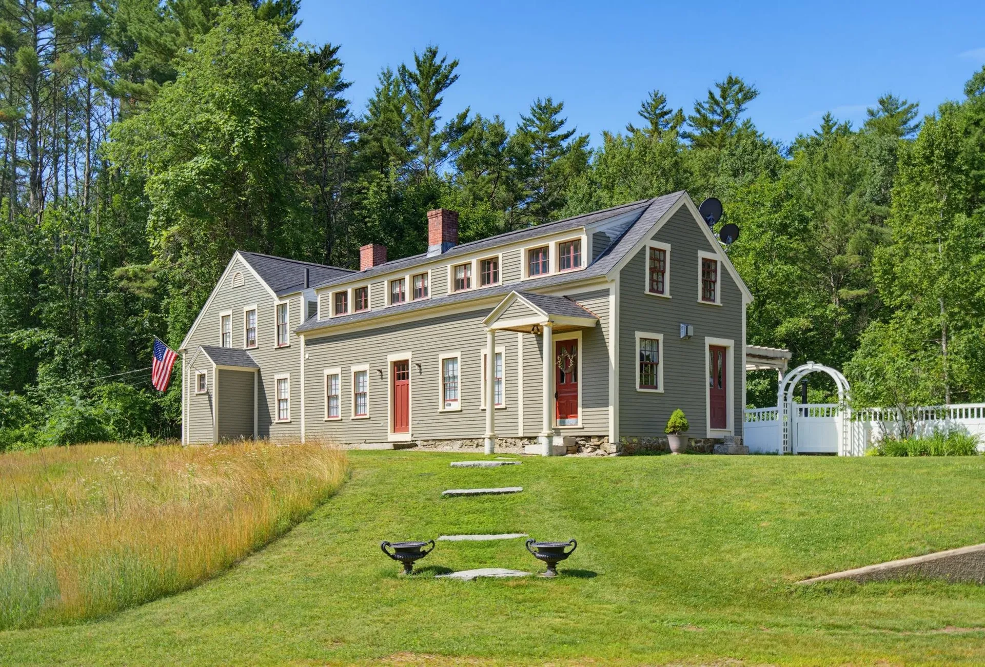 41 W Lull Place New Boston NH 03070