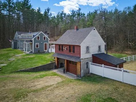 41 W Lull Place New Boston NH 03070