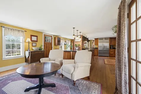 41 W Lull Place New Boston NH 03070