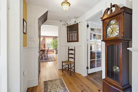 41 W Lull Place New Boston NH 03070