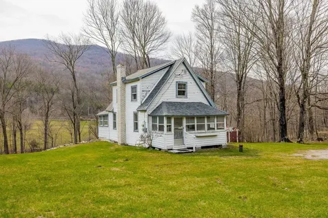 2819 Vt Route 313 Arlington VT 05250