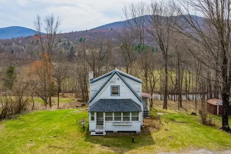 2819 Vt Route 313 Arlington VT 05250