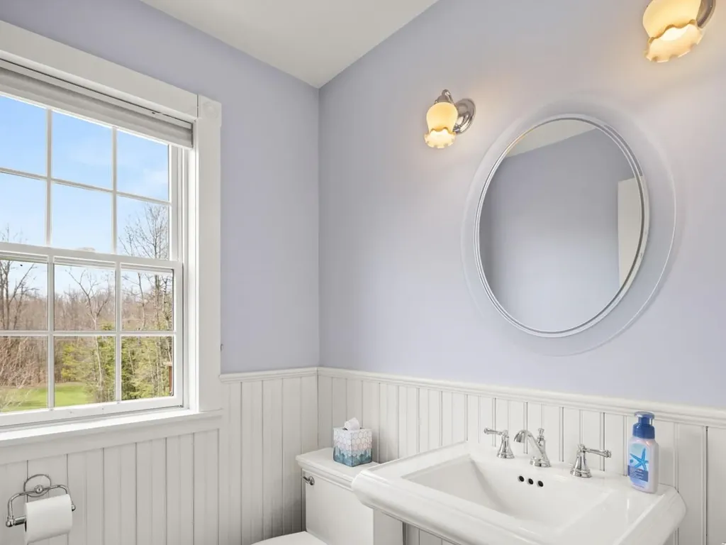 880 Stonefence Road Richmond VT 05477