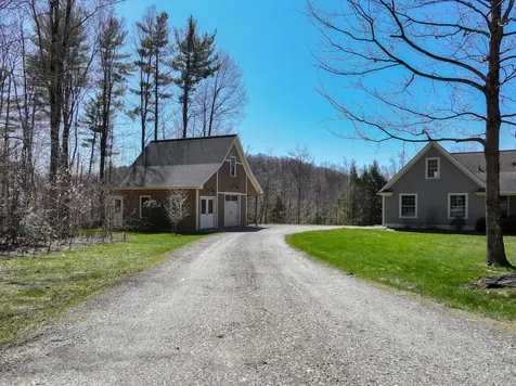 880 Stonefence Road Richmond VT 05477