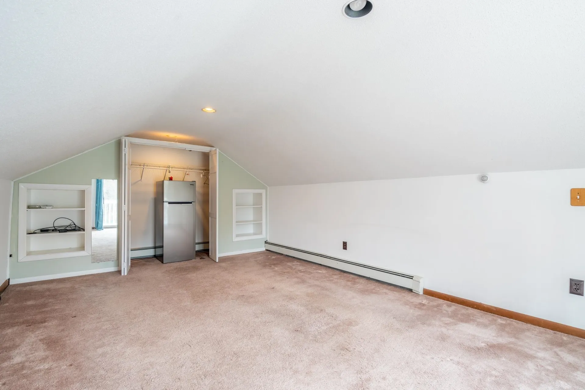 19 Dutton Road Pelham NH 03076