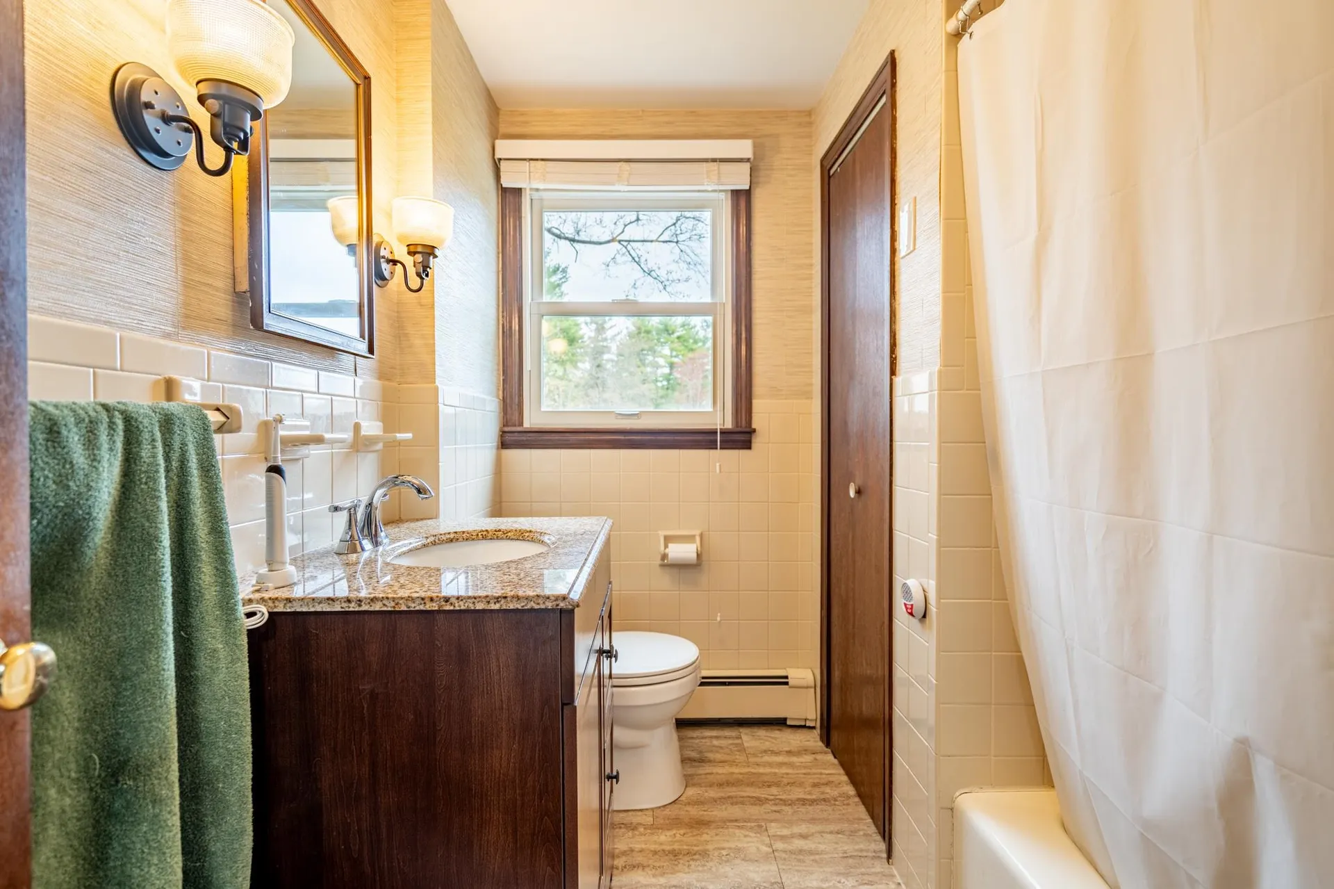 19 Dutton Road Pelham NH 03076