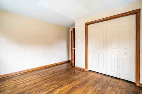 19 Dutton Road Pelham NH 03076