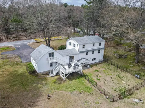 19 Dutton Road Pelham NH 03076