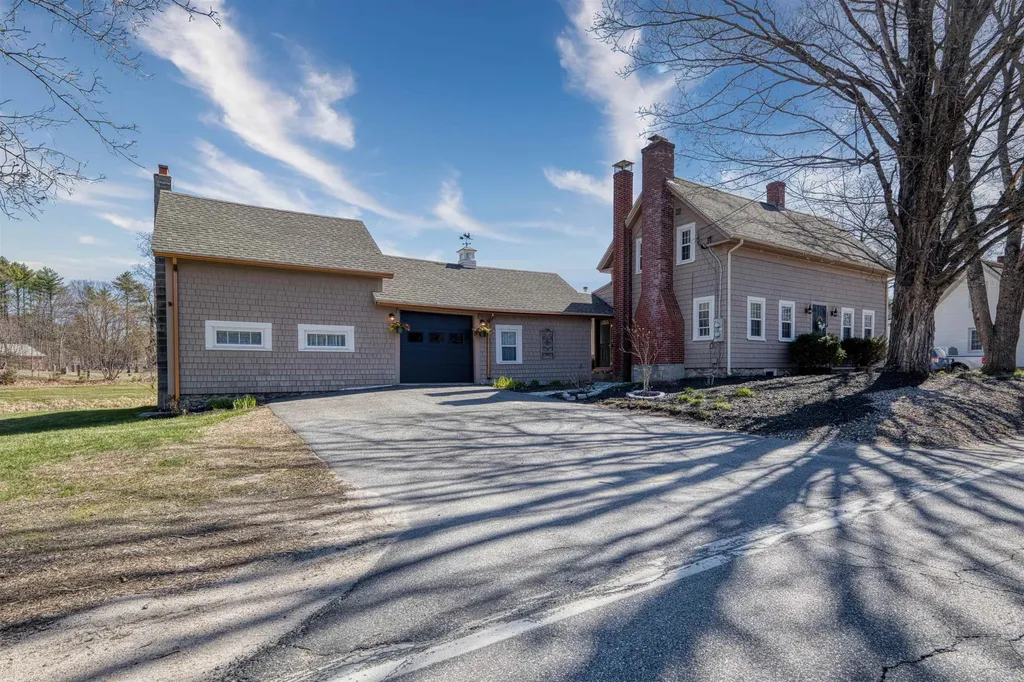1533 Province Lake Road Effingham NH 03882