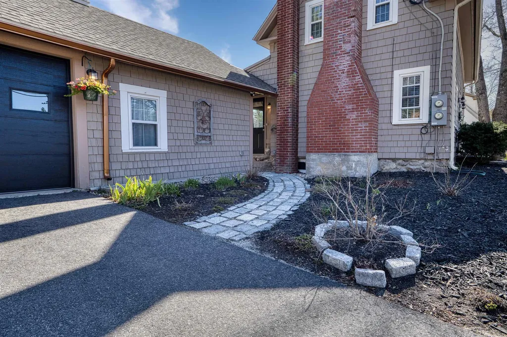 1533 Province Lake Road Effingham NH 03882