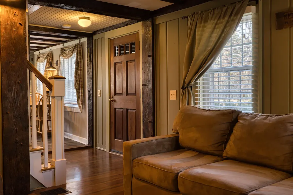 1533 Province Lake Road Effingham NH 03882