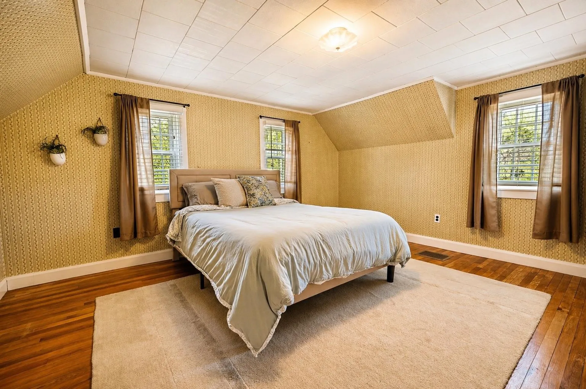 1533 Province Lake Road Effingham NH 03882