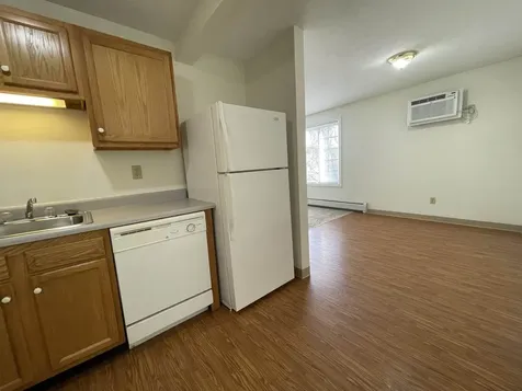 3951 Old Brown Avenue Manchester NH 03105
