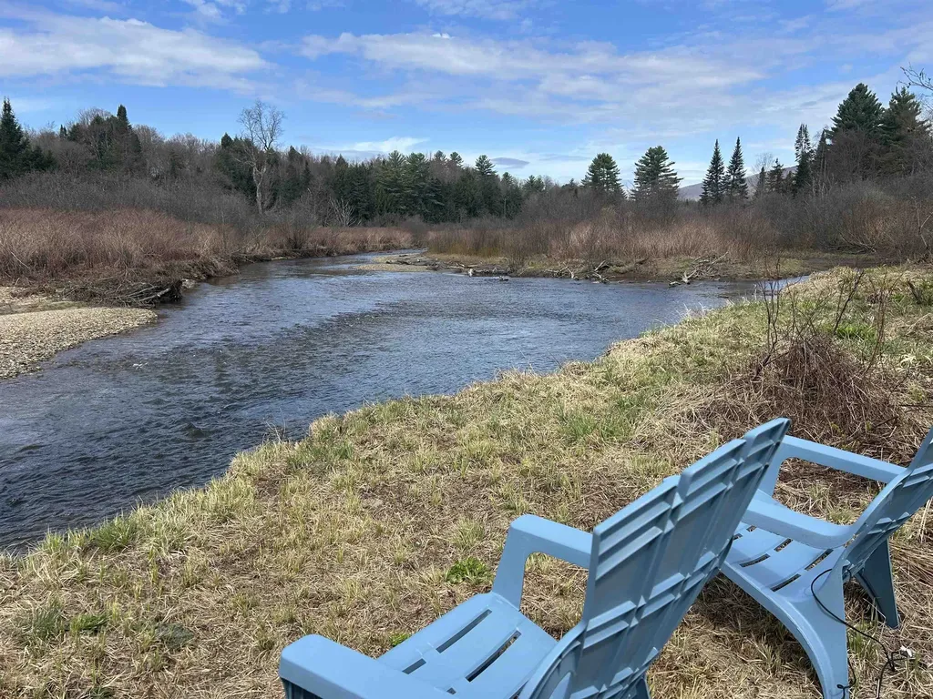 102 River Bend Meadow Drive Hyde Park VT 05655