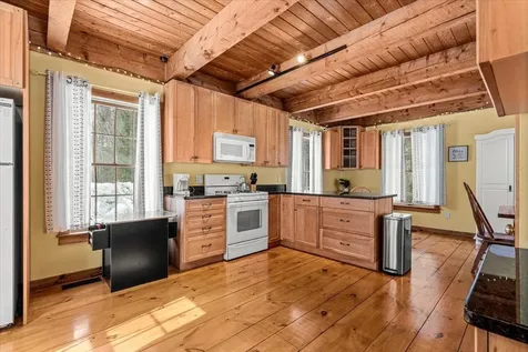1595 Healdville Road Mount Holly VT 05758