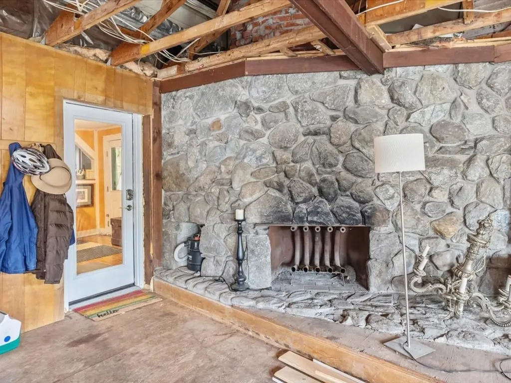 72 Pine Cliffs Road Fletcher VT 05464