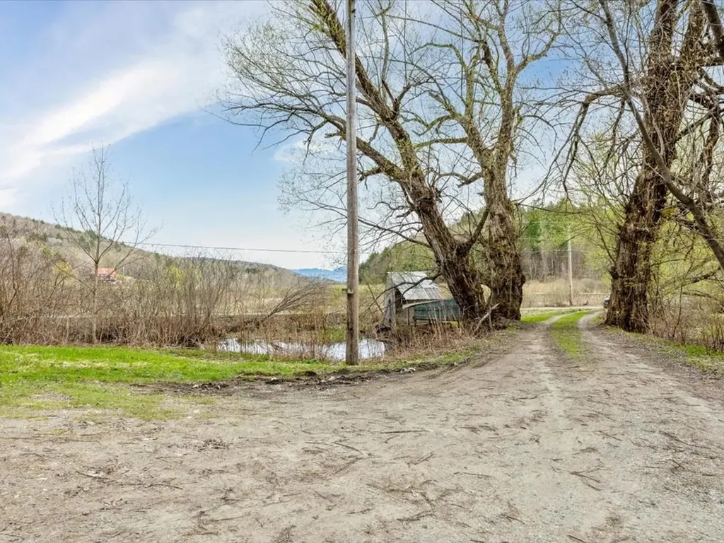72 Pine Cliffs Road Fletcher VT 05464