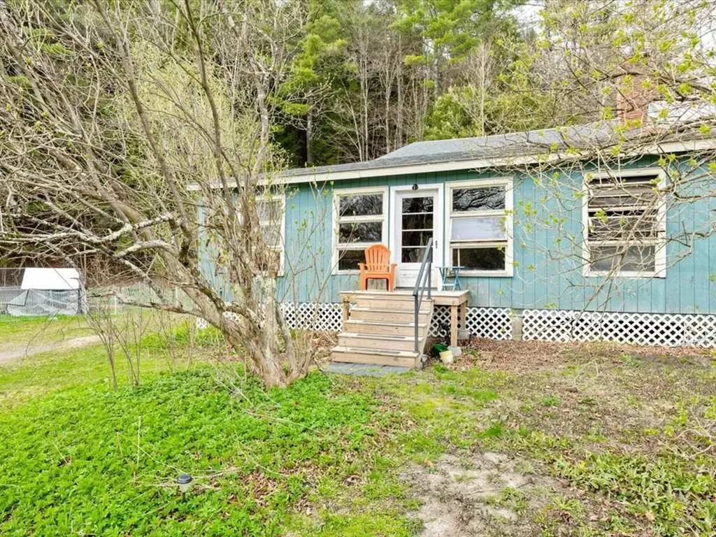 72 Pine Cliffs Road Fletcher VT 05464