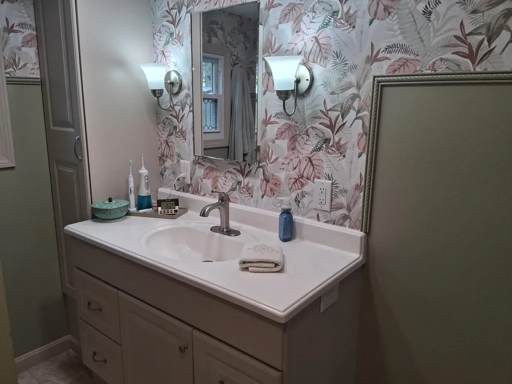 8 Cheryl Drive Concord NH 03303