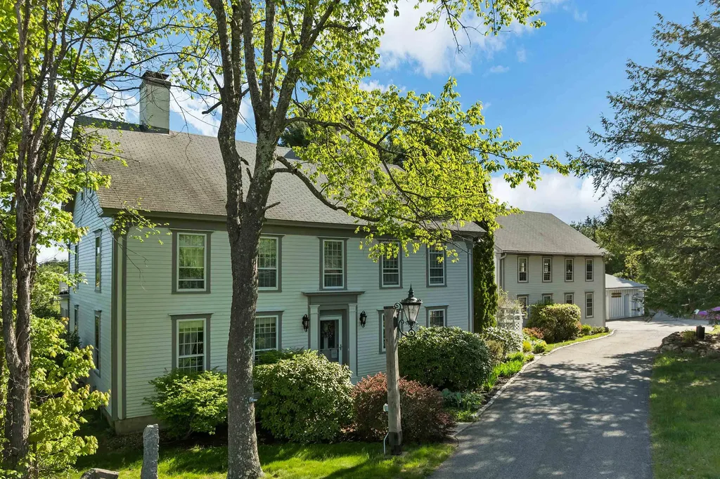 14 Curtis Road Gilford NH 03249