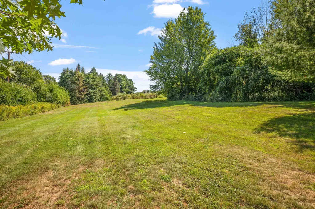 14 Curtis Road Gilford NH 03249