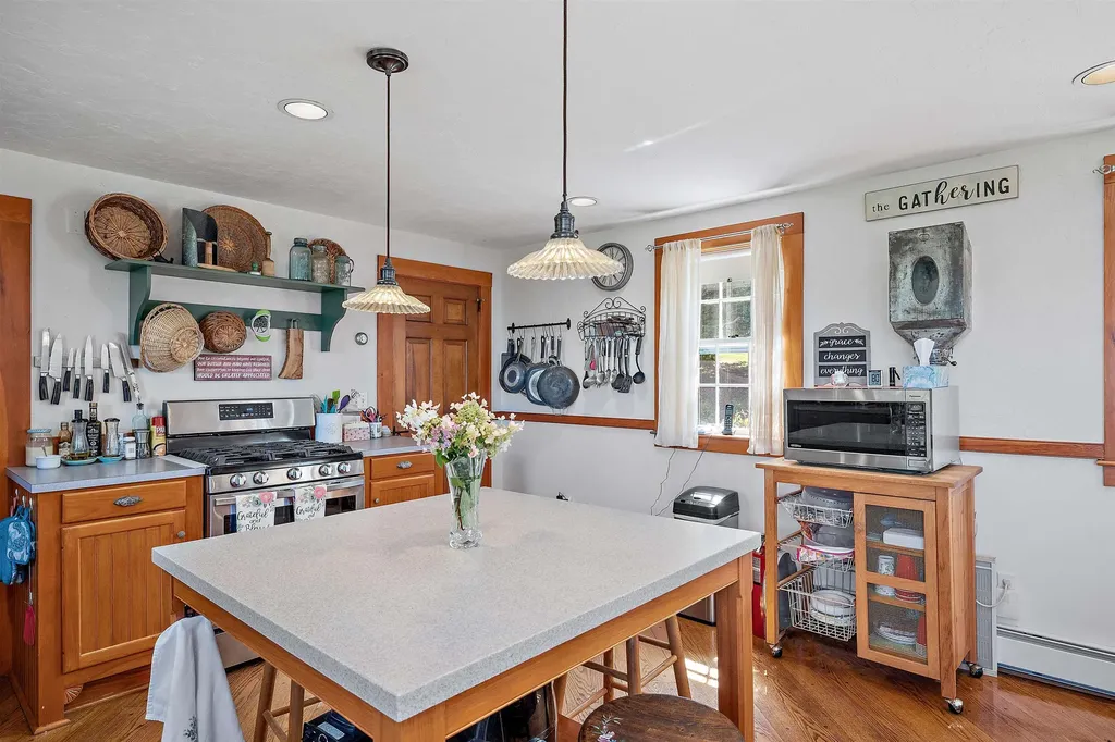 14 Curtis Road Gilford NH 03249