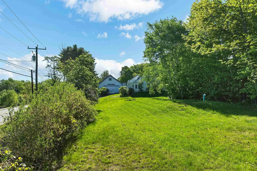 14 Curtis Road Gilford NH 03249