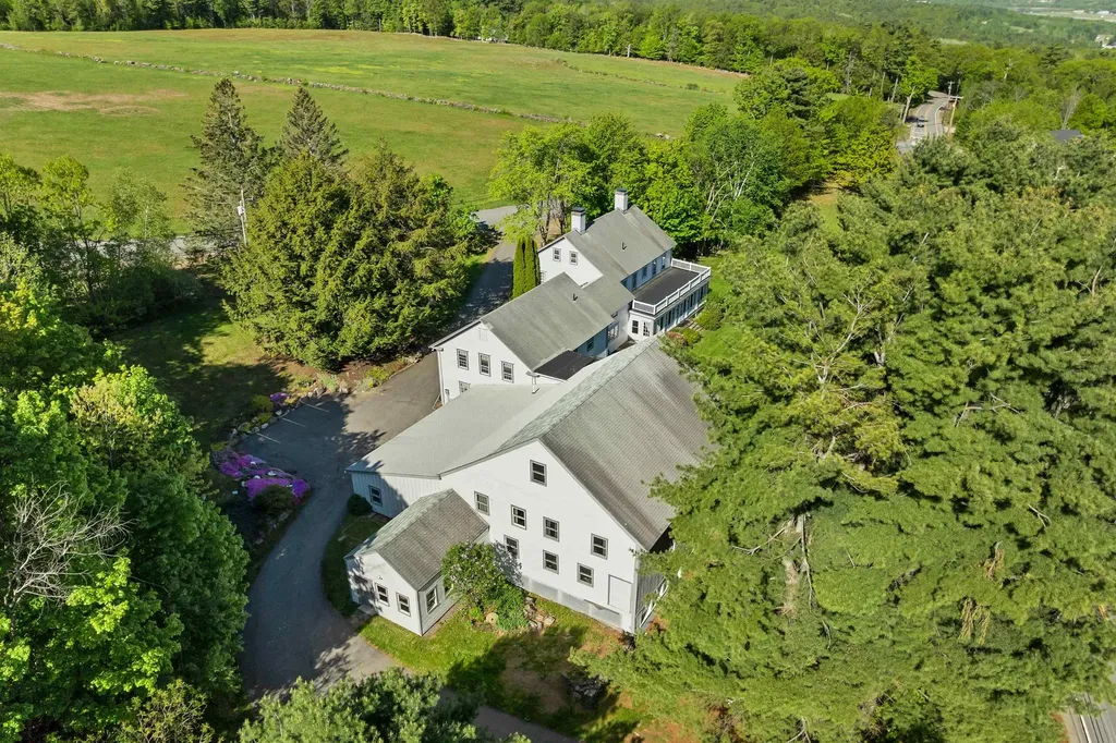14 Curtis Road Gilford NH 03249