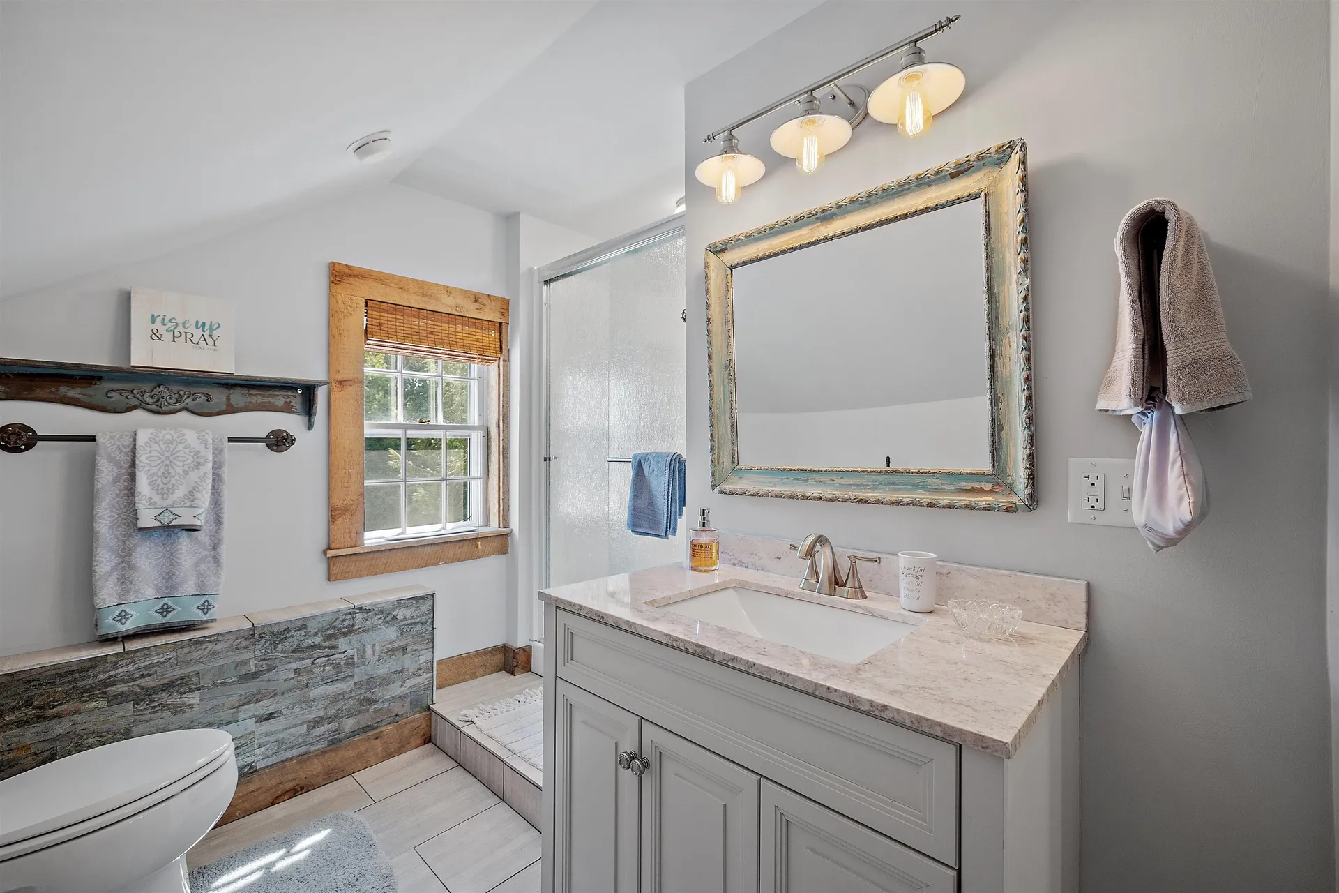 14 Curtis Road Gilford NH 03249
