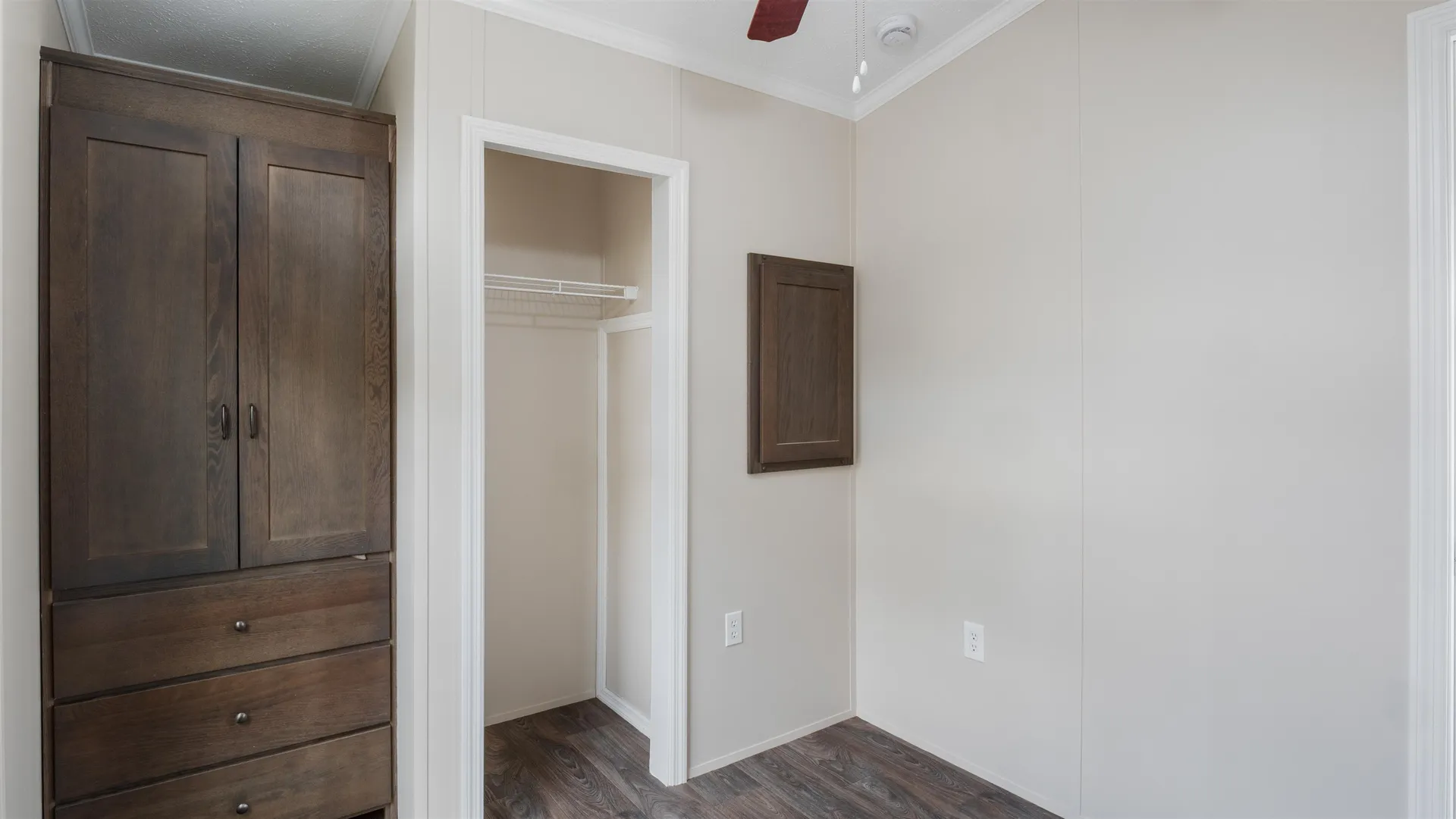 13 Brookwood Drive Salem NH 03079