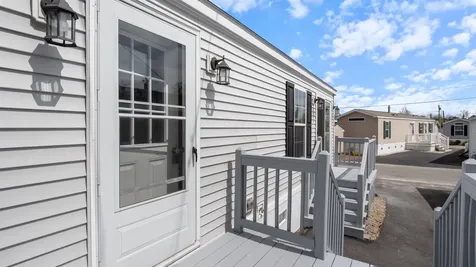 13 Brookwood Drive Salem NH 03079