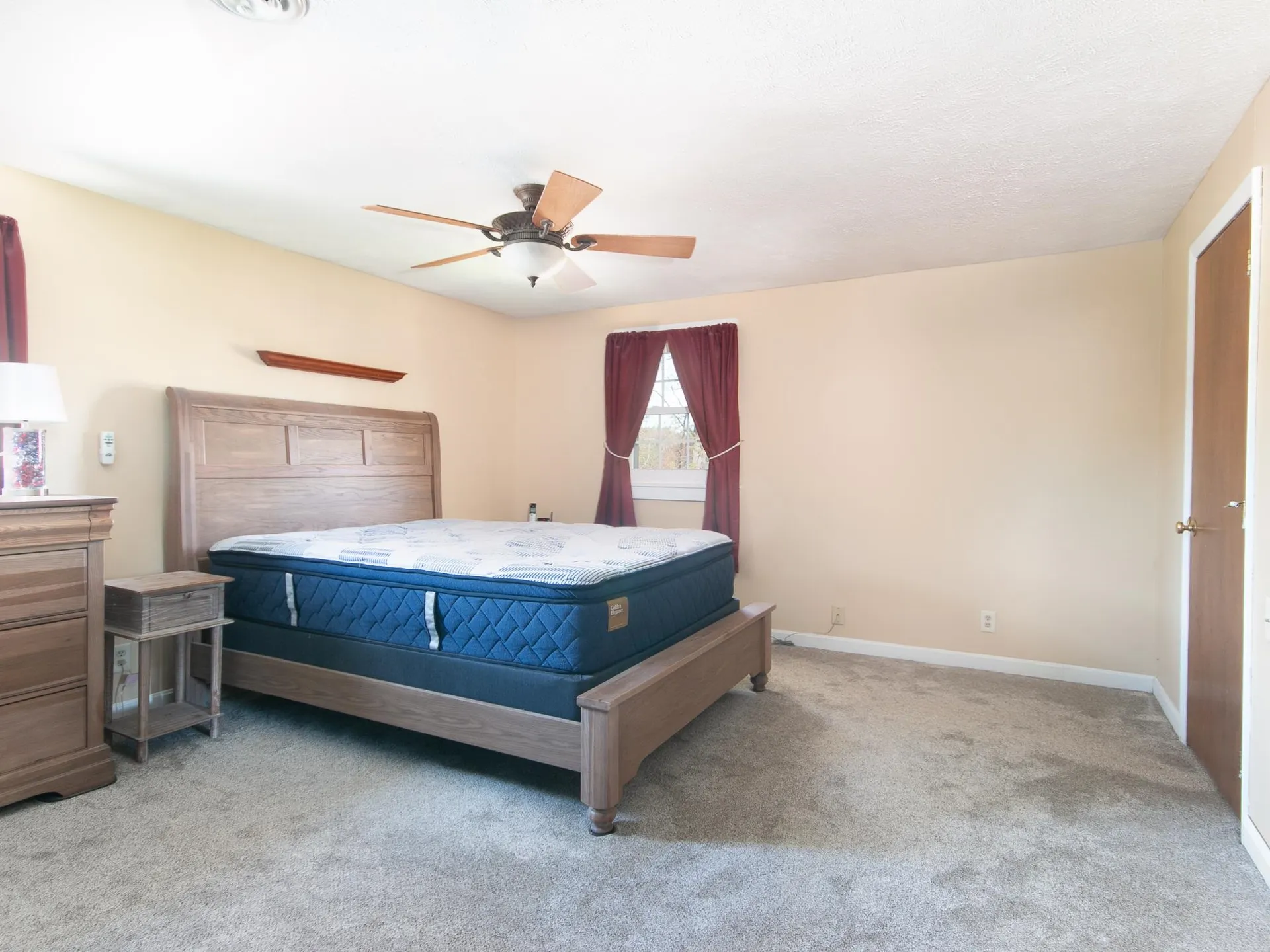 10 Cambridge Road Nashua NH 03062