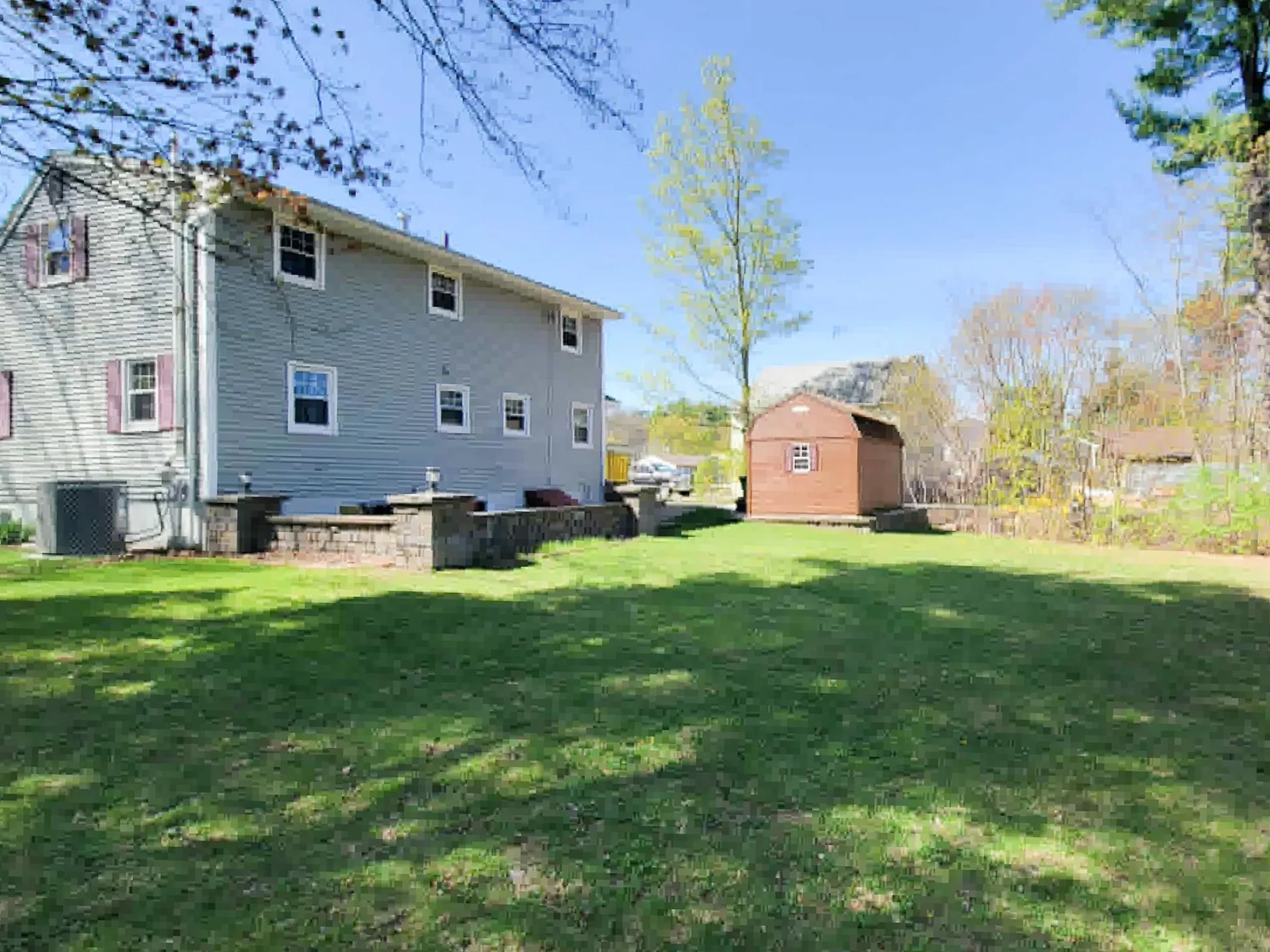10 Cambridge Road Nashua NH 03062