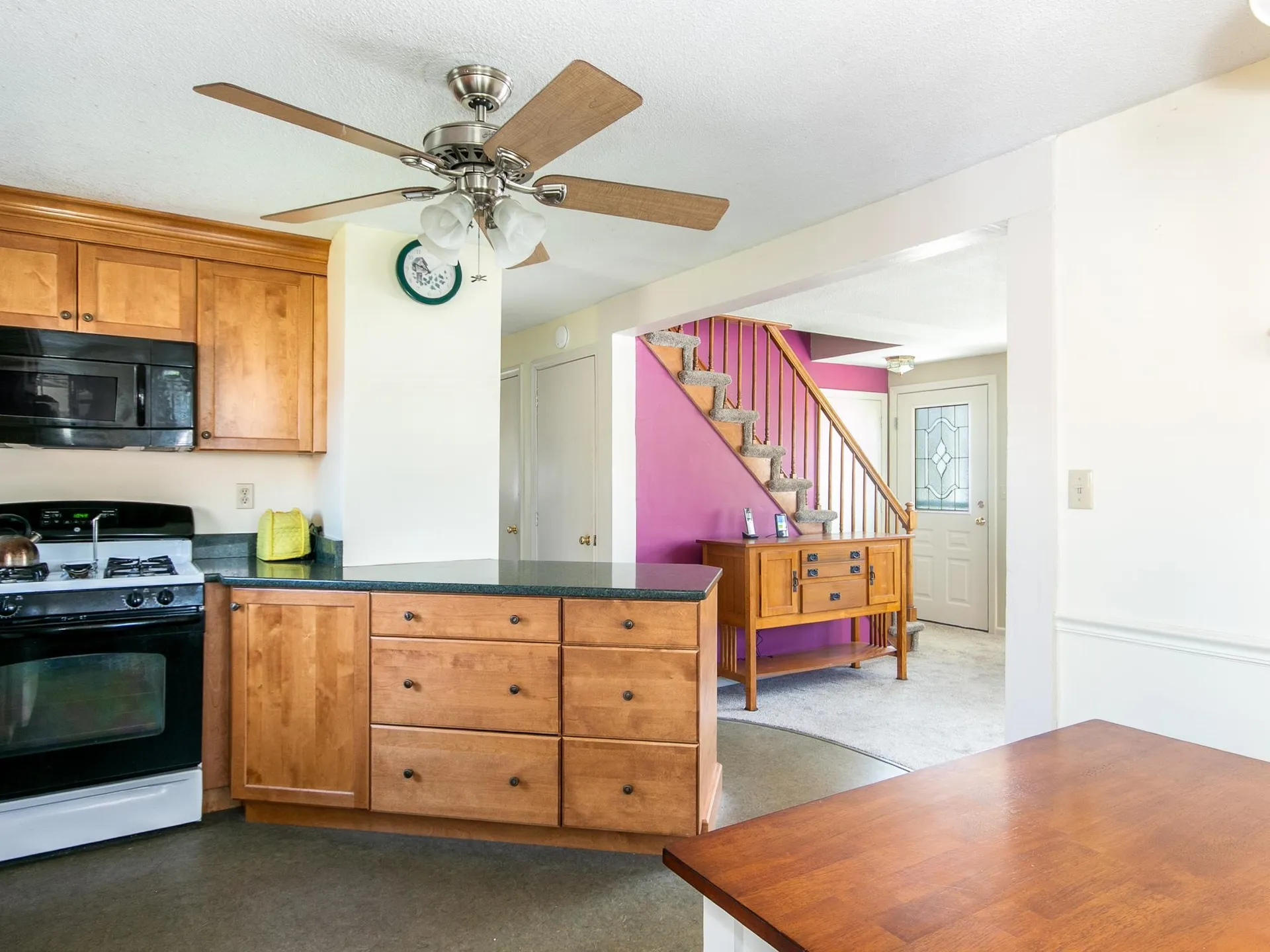 10 Cambridge Road Nashua NH 03062