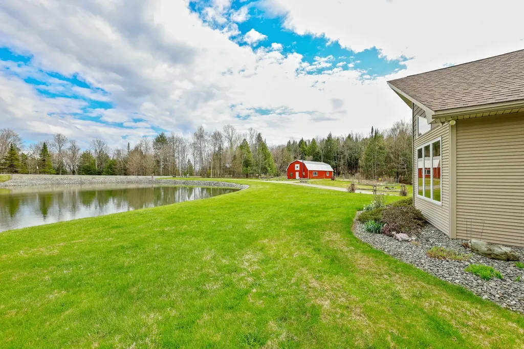 348 Maple Ridge Coventry VT 05825