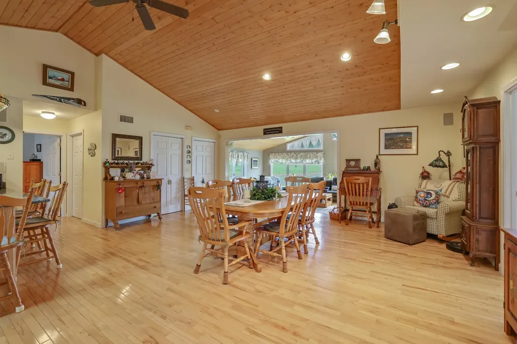348 Maple Ridge Coventry VT 05825