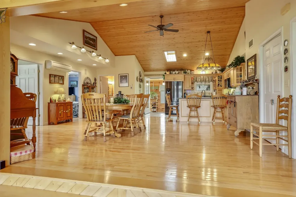 348 Maple Ridge Coventry VT 05825