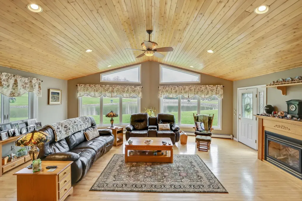 348 Maple Ridge Coventry VT 05825