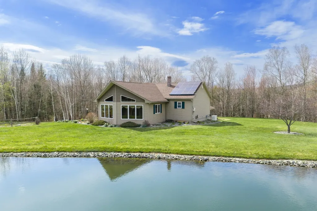 348 Maple Ridge Coventry VT 05825