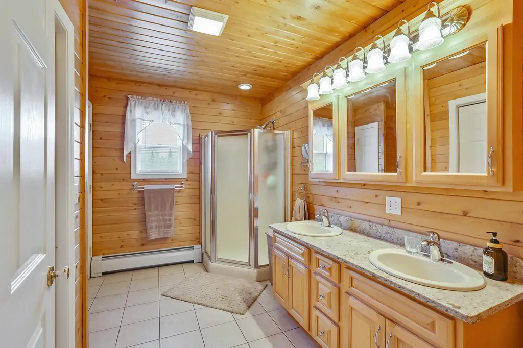348 Maple Ridge Coventry VT 05825